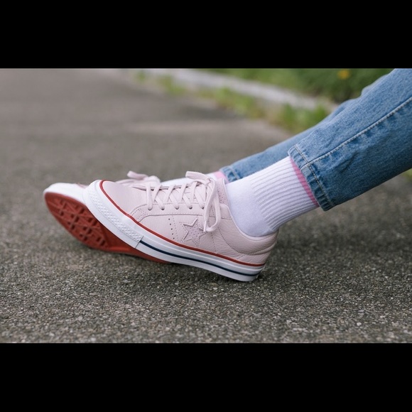 converse one star pink leather